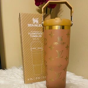 Stanley 30oz Tumbler with Gold Accents